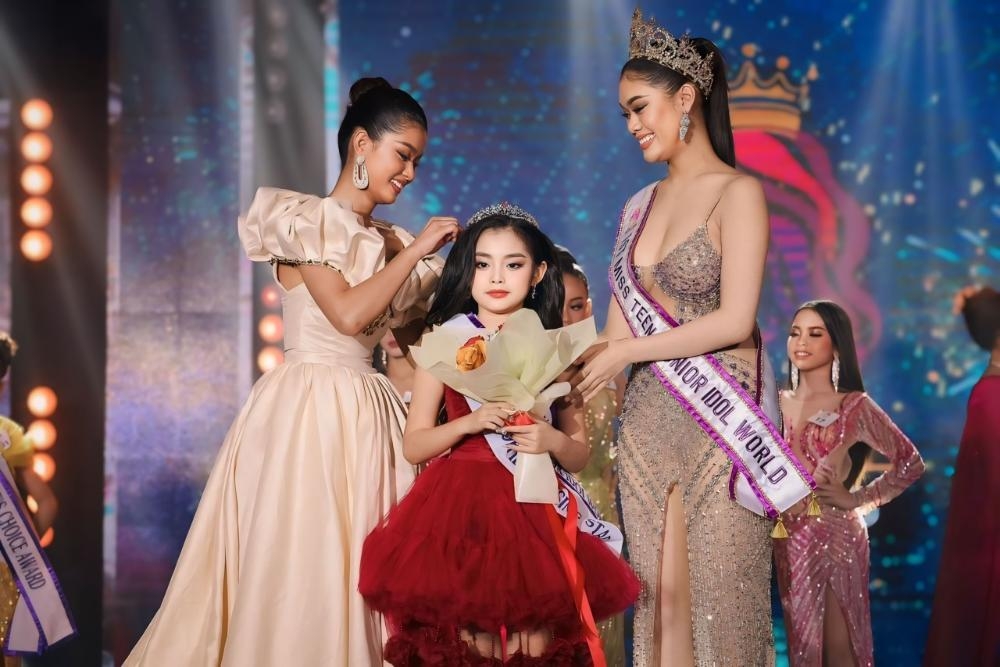 Bao Linh wins first runner-up at Mini Miss Junior Idol World 2024